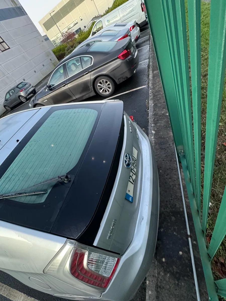 Toyota prius 2012 - Image 4