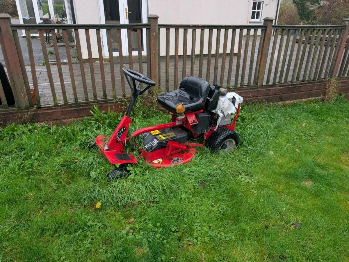 Snapper lawnmower