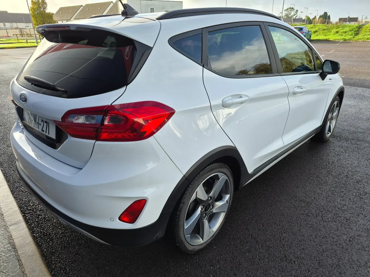 Ford Fiesta Active 1.0 Ecoboost - Image 3