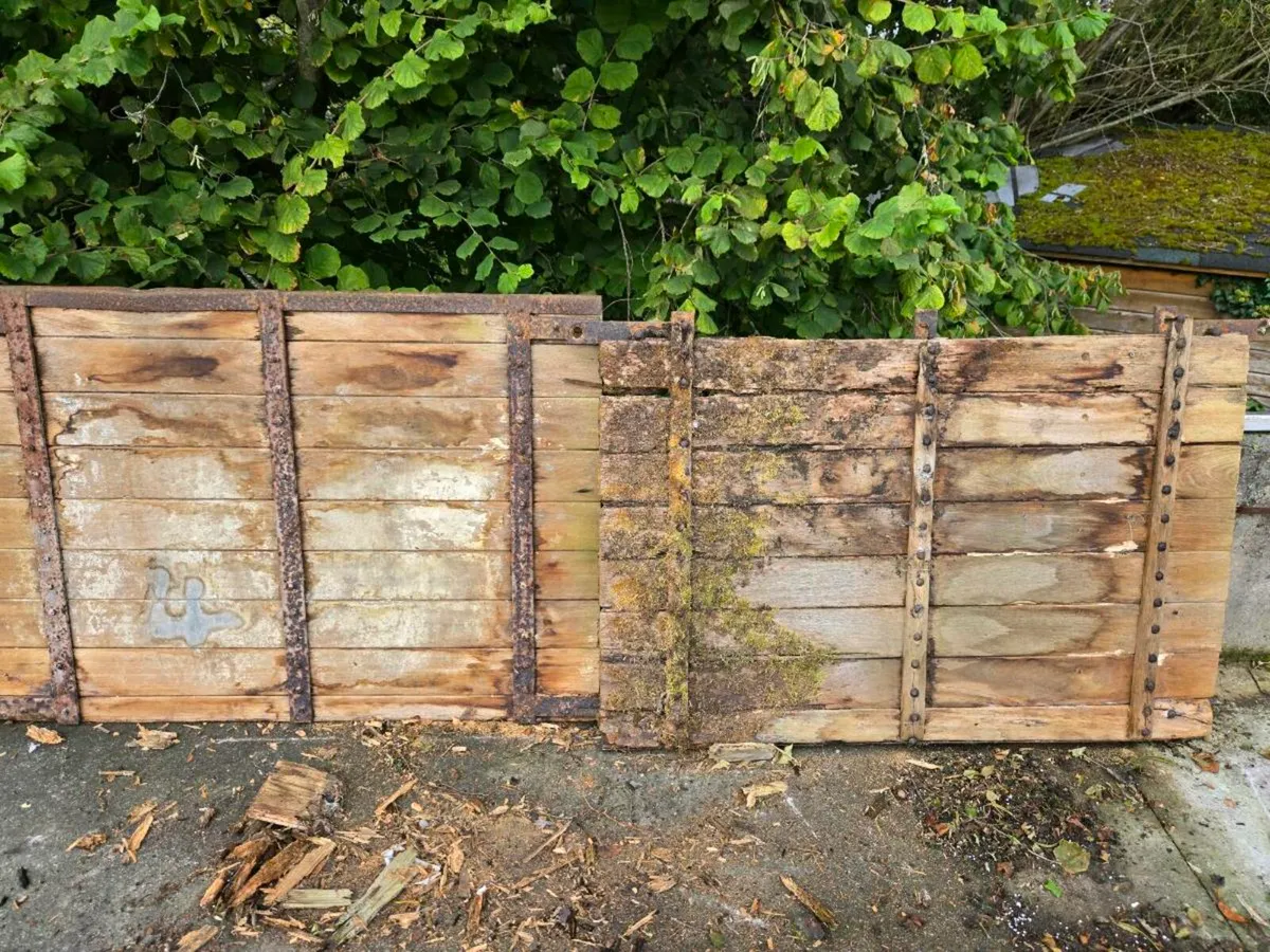 Old oak timber gates - Image 3
