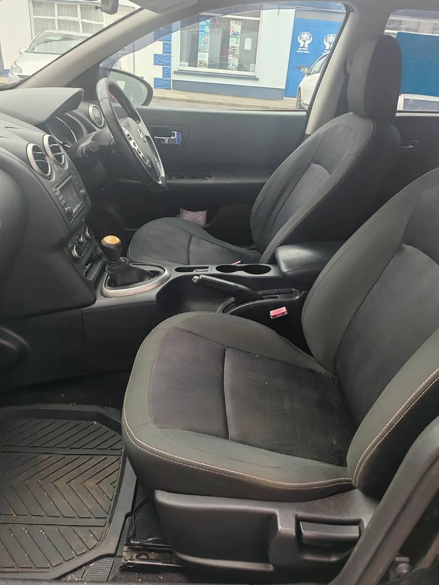 Nissan Qashqai 2012 - Image 2