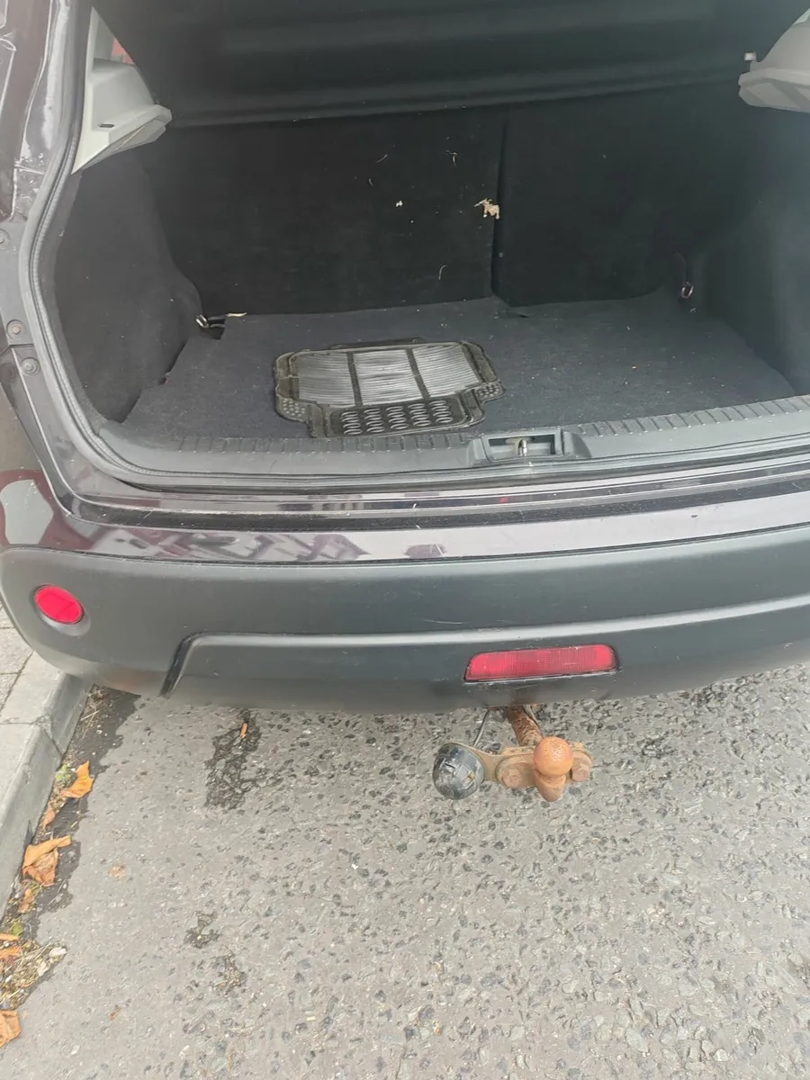 Nissan Qashqai 2012 - Image 4