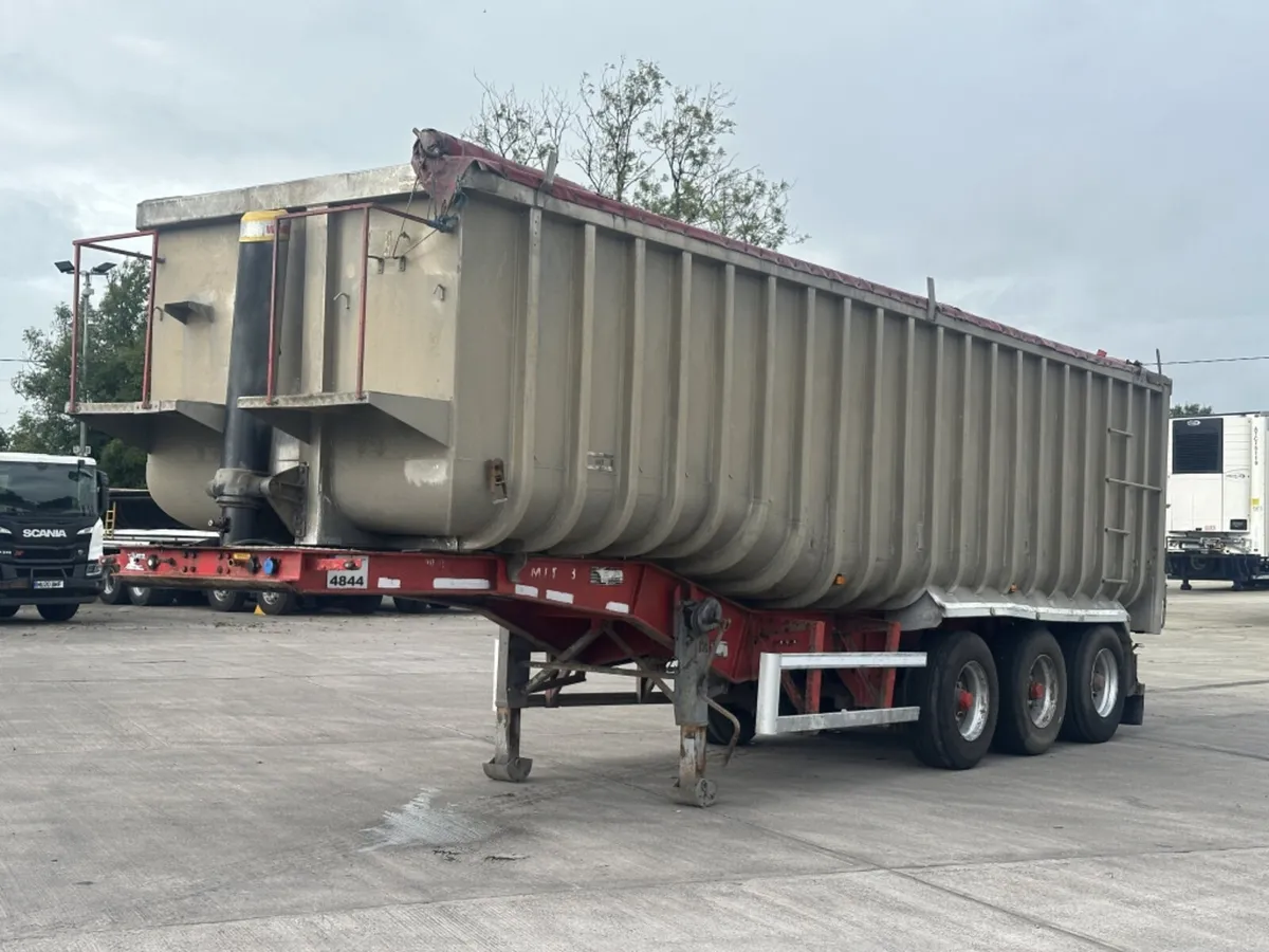 2000 TOUGHLINE BULK TIPPING TRAILER - Image 1