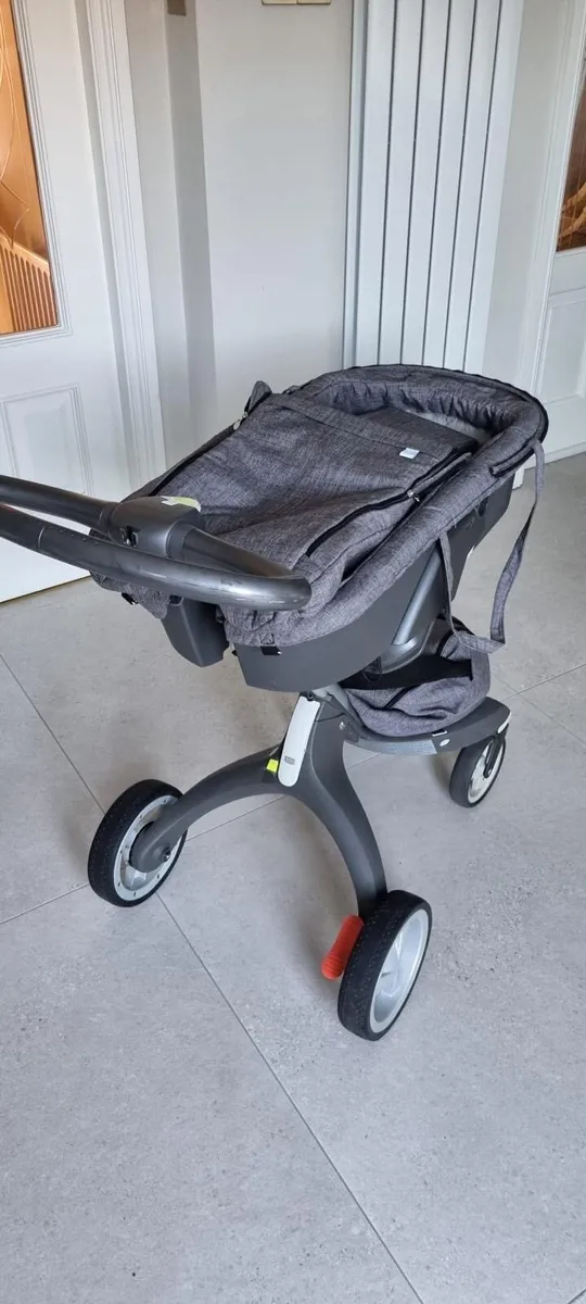 Child’s buggy - Image 2