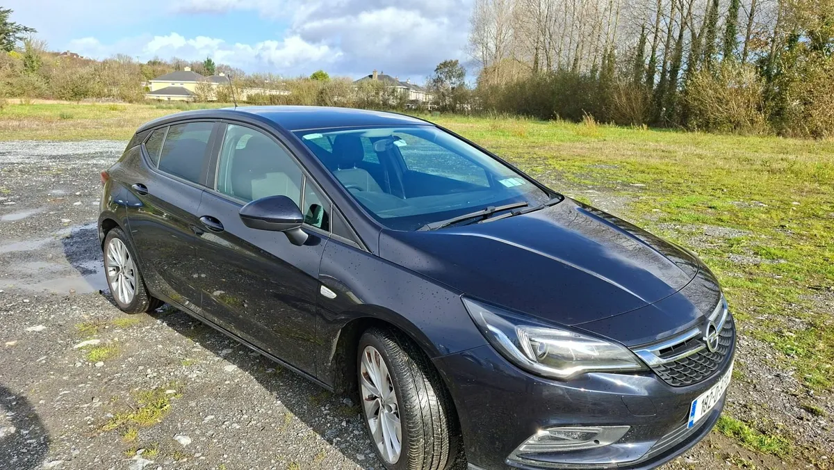 Opel Astra 2018 - Image 2