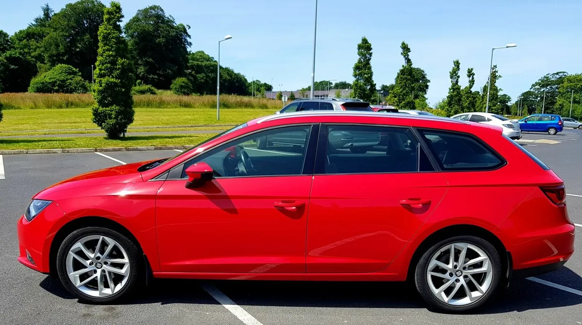 SEAT Leon 2015 - Image 1