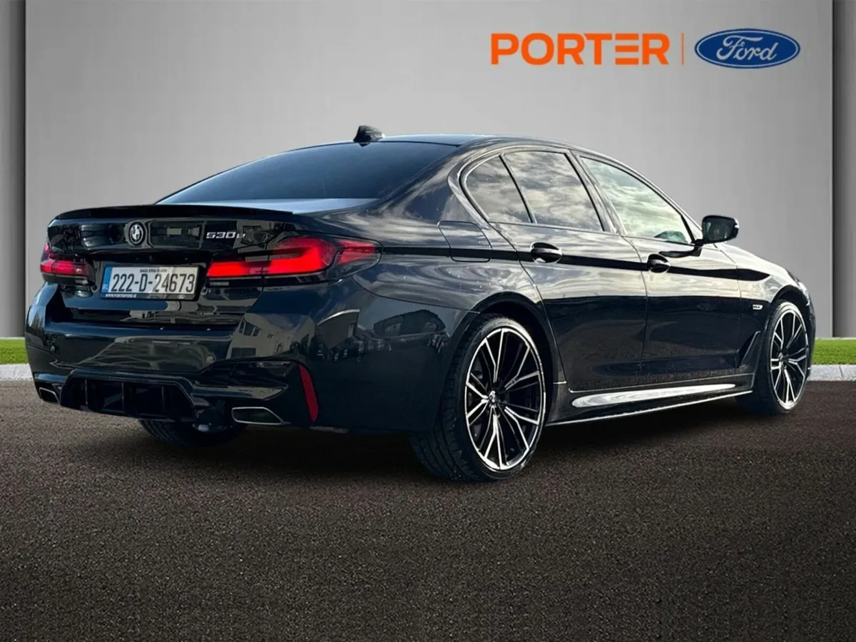 BMW 5-Series 530E M SPORT AUTO & Perfomance Kit! - Image 3