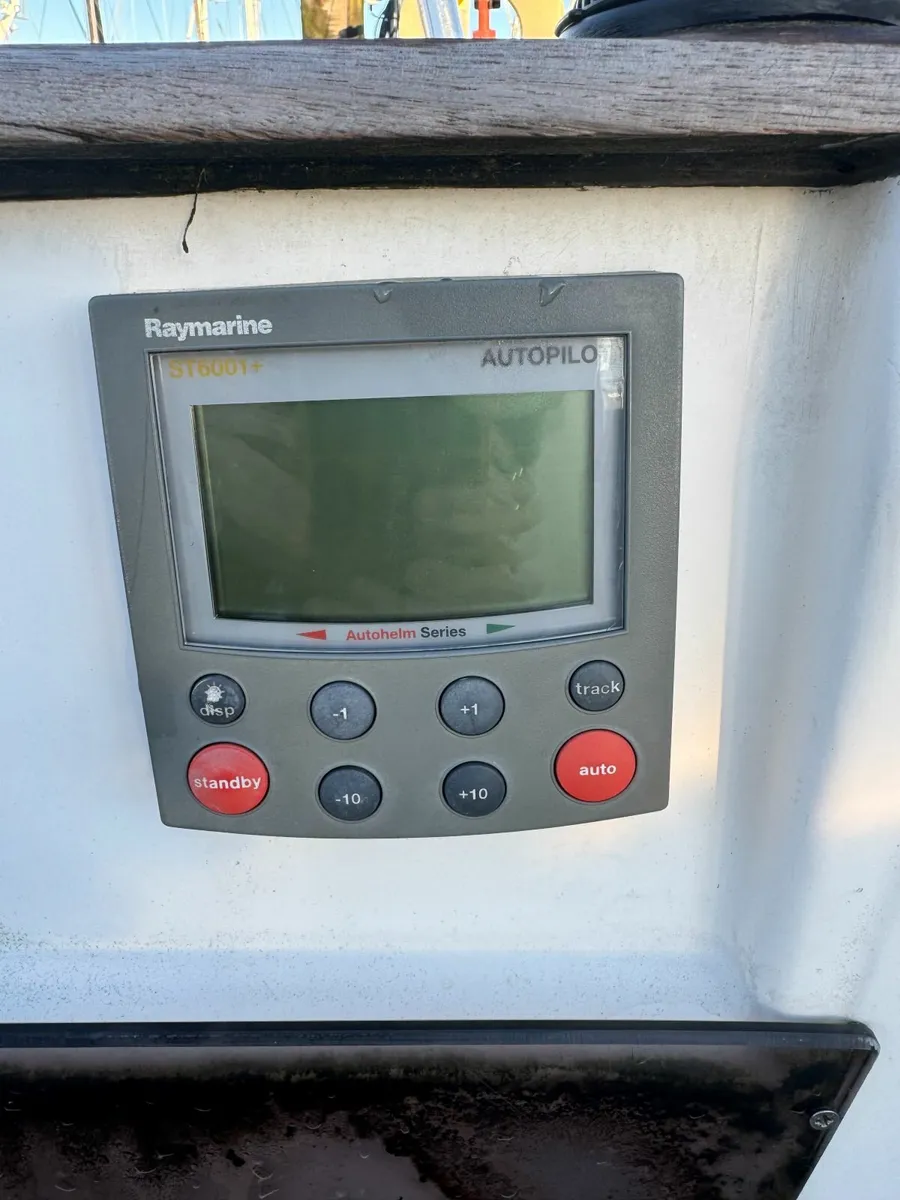 Raymarine Boat Yacht Instruments Complete Set - Image 4