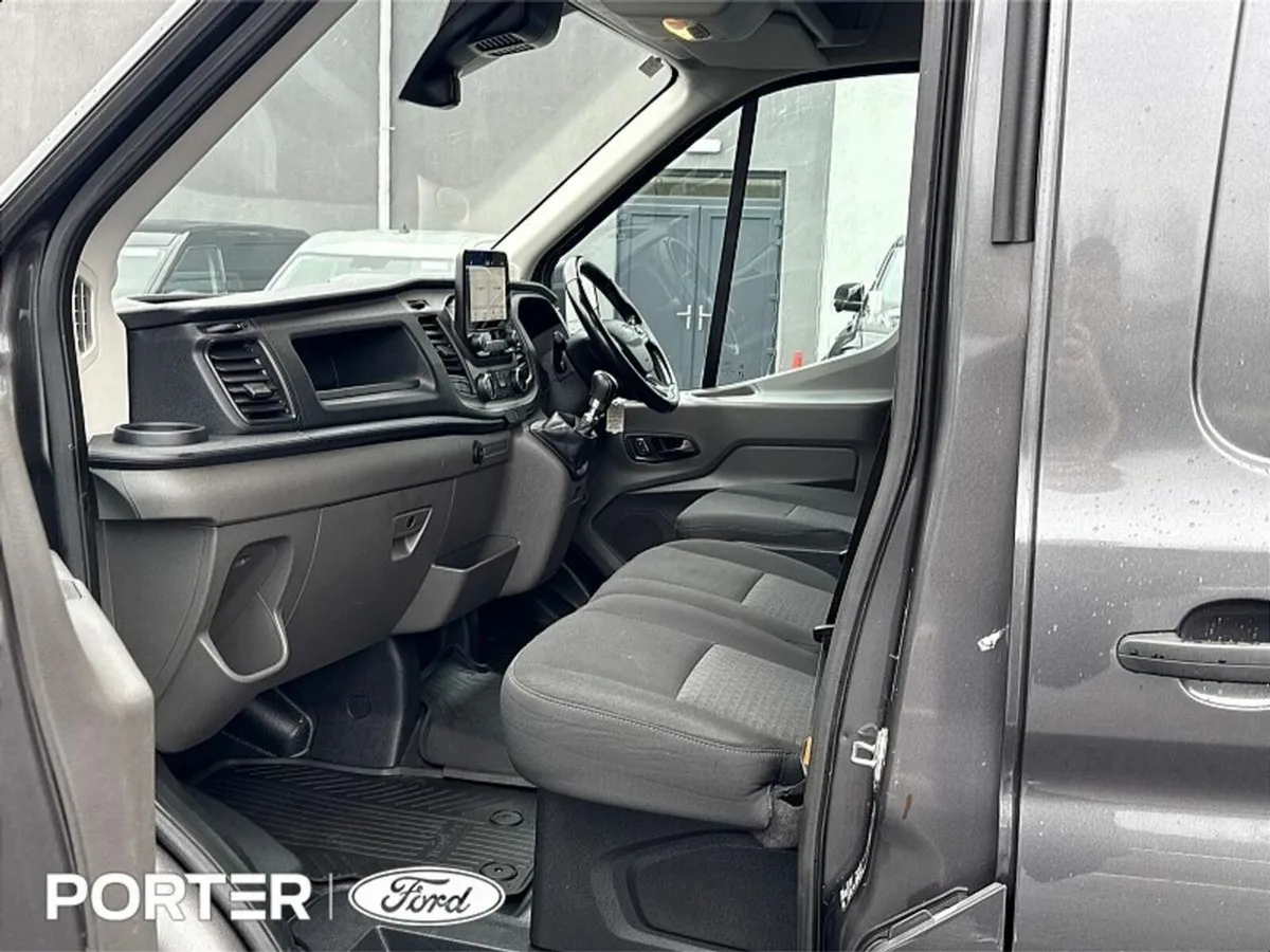 Ford Transit 2.0TD TREND 350L 130PS FWD *PRICE EX - Image 4