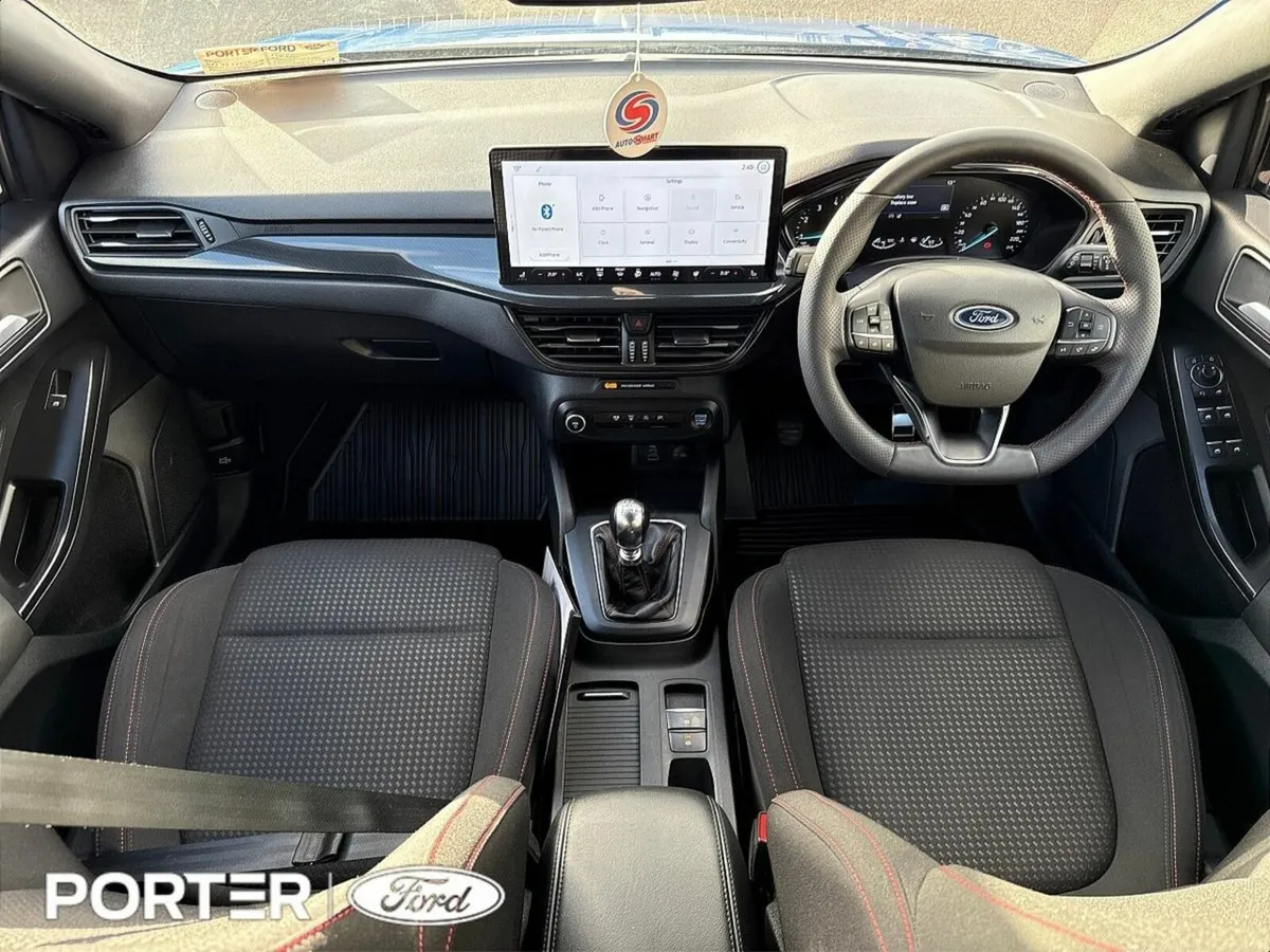 Ford Focus 1.0T MHEV ST LINE 125PS - Image 2