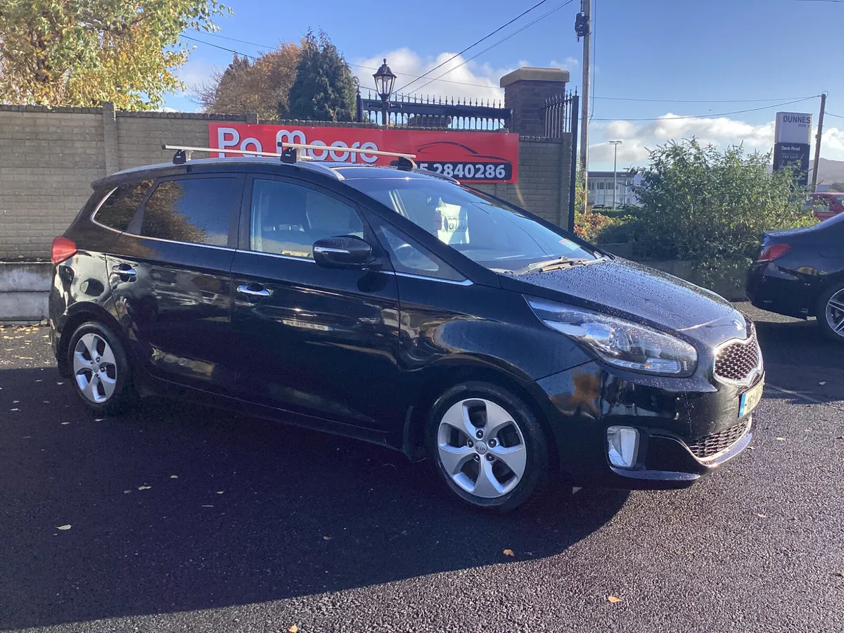 Kia Carens ** 7 SEATER * CAMERA - Image 2