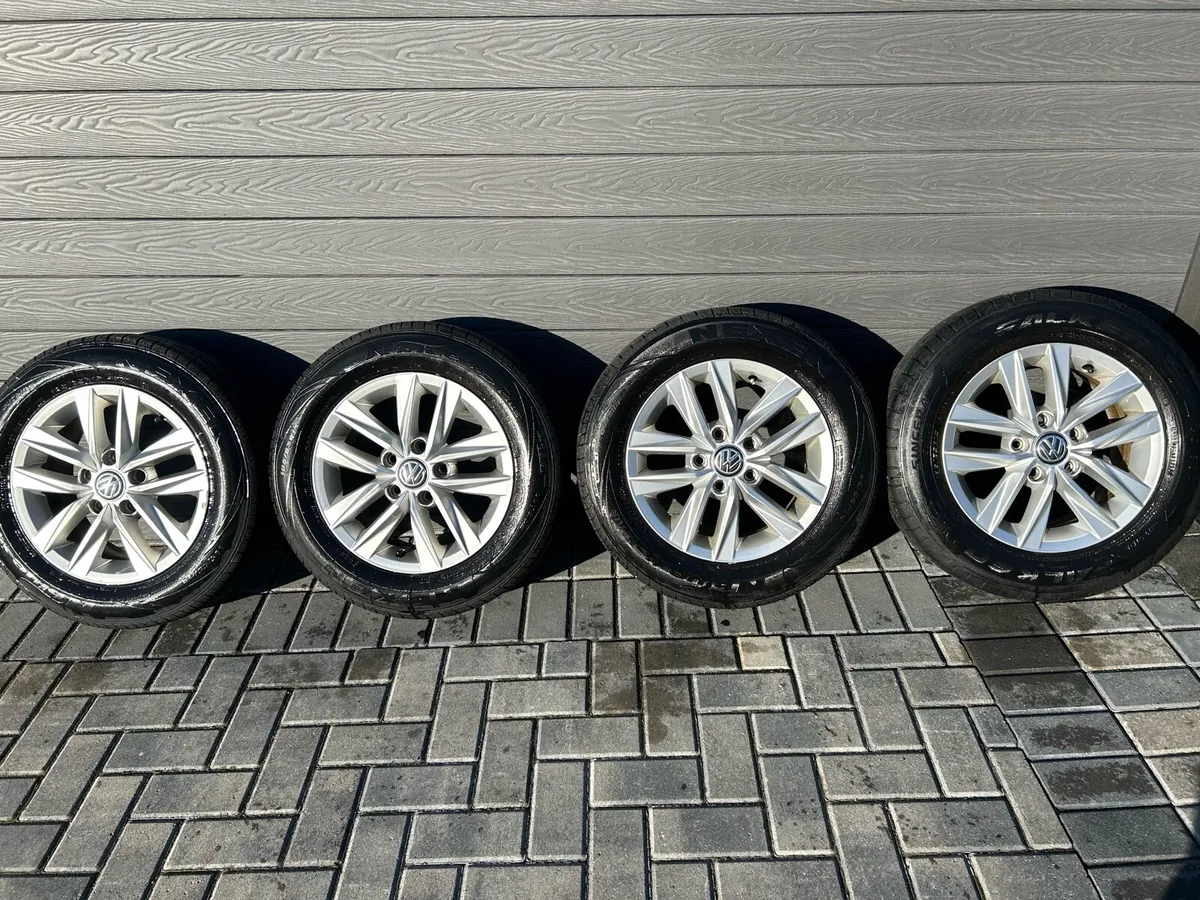 15” GENUINE VOLKSWAGEN GOLF ALLOY WHEELS & TYRES - Image 2