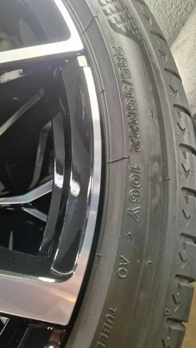 Alloy wheels and Tyres - Image 4