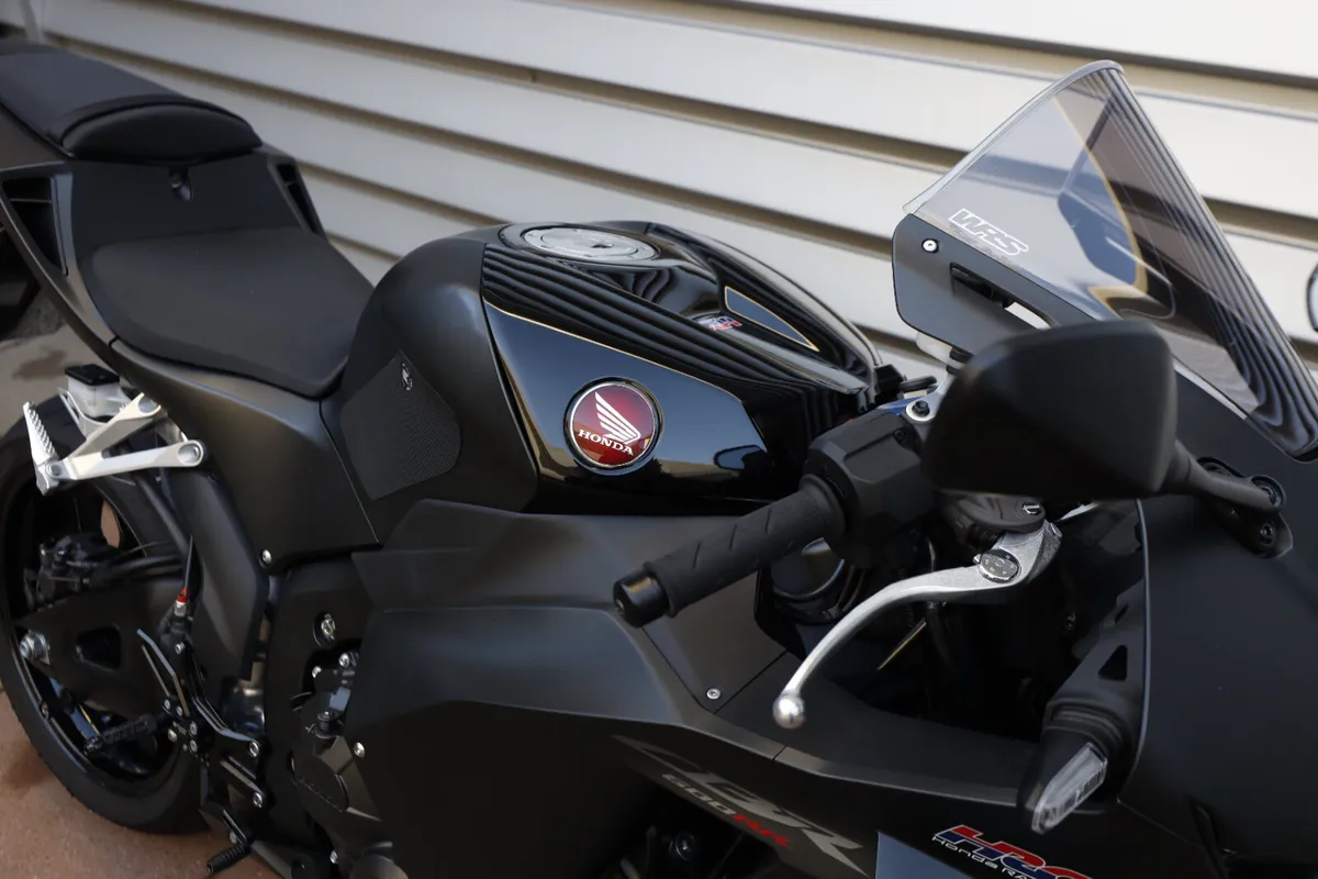 Honda  CBR 600 RR - Image 3