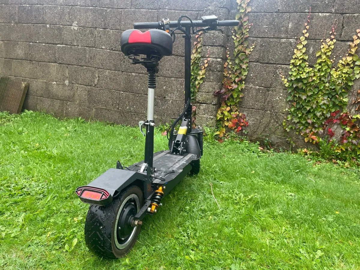 ELECTRIC SCOOTER E-Scooter - Image 1