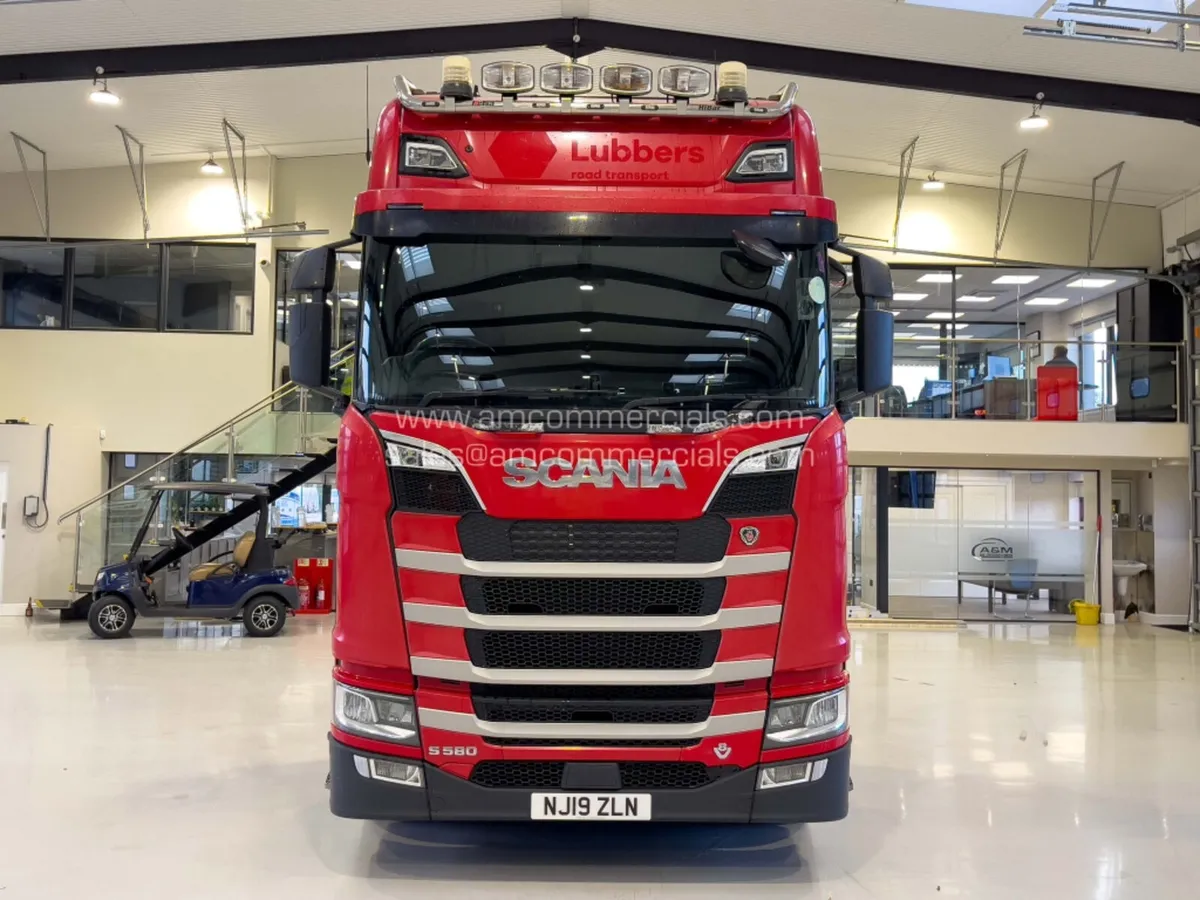 2019 (19) SCANIA S580 V8 - Image 2