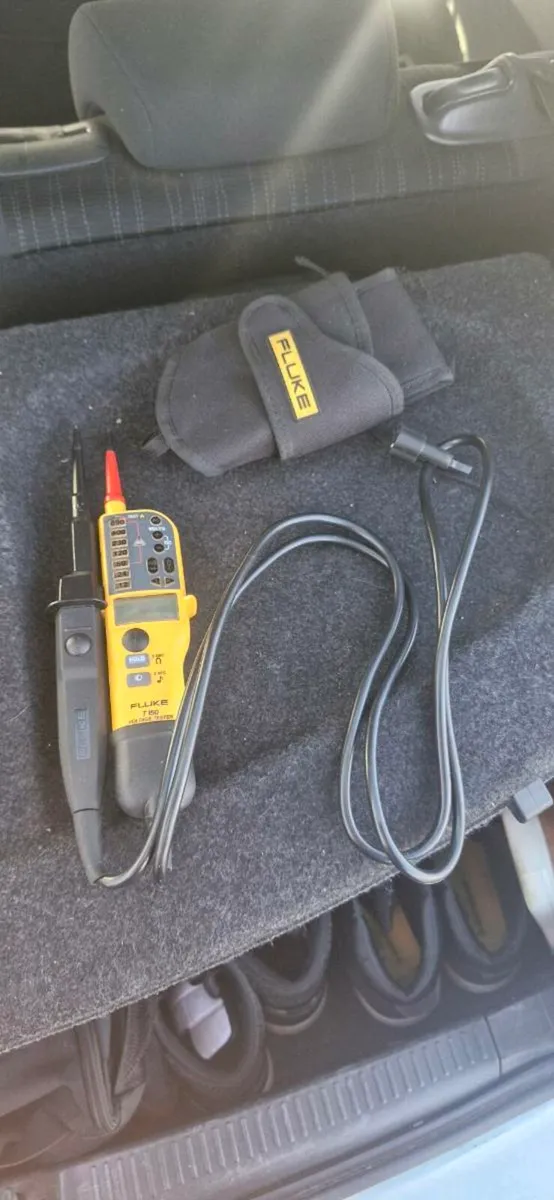 Fluke T 150 & Case