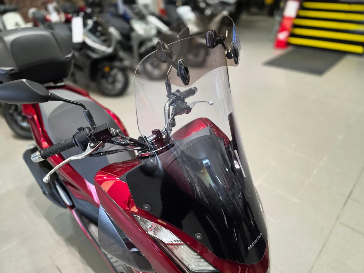 Honda PCX125 Scooter - Image 4