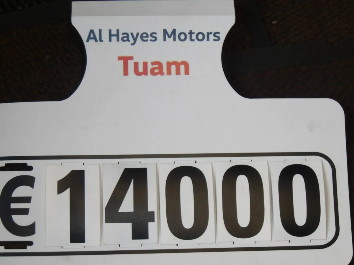 Peugeot 5008 1.6 Blue Hdi 120  Auto 7-SEATER - Image 4