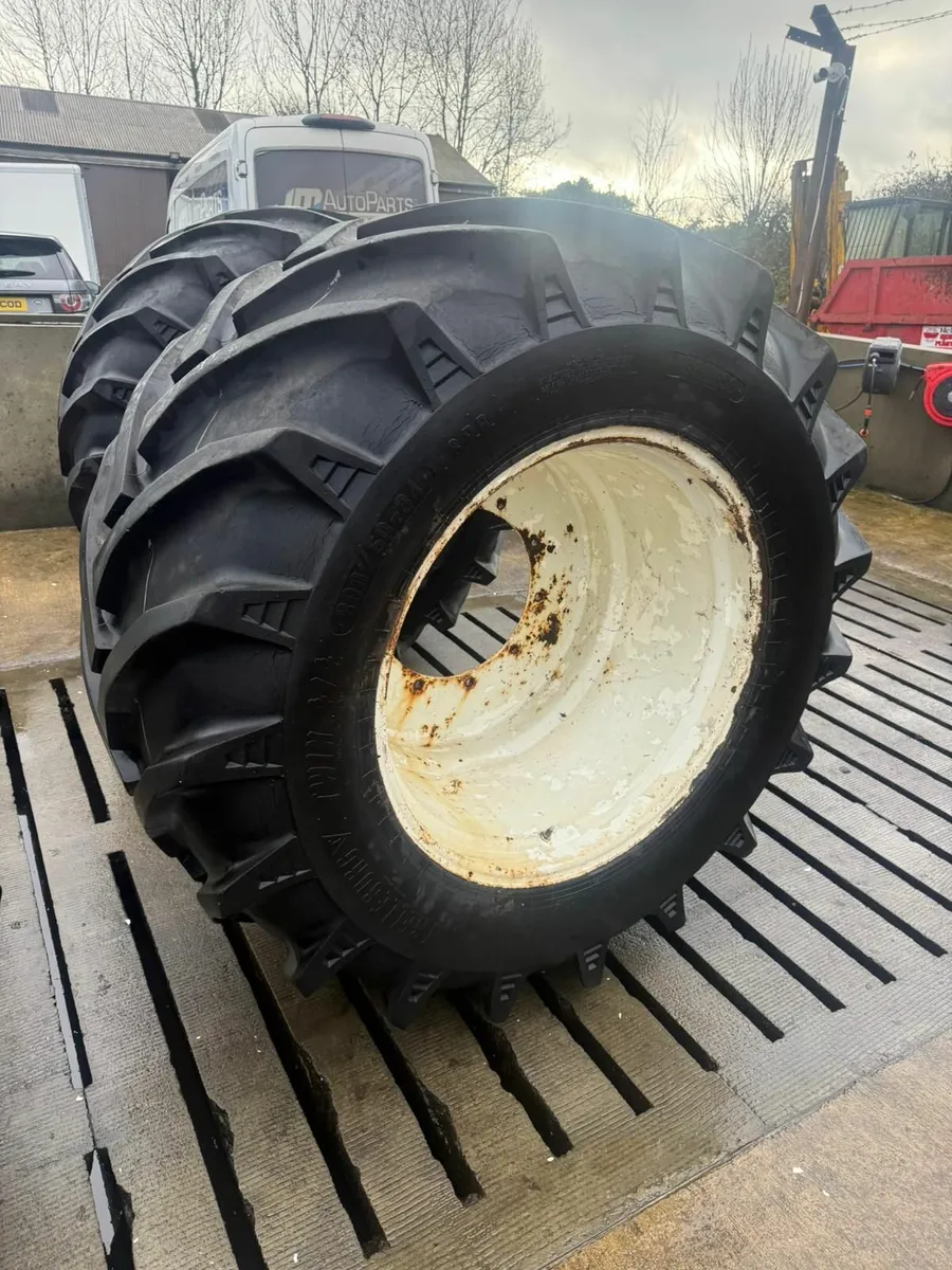 New Holland Floatation Tyres - Image 2