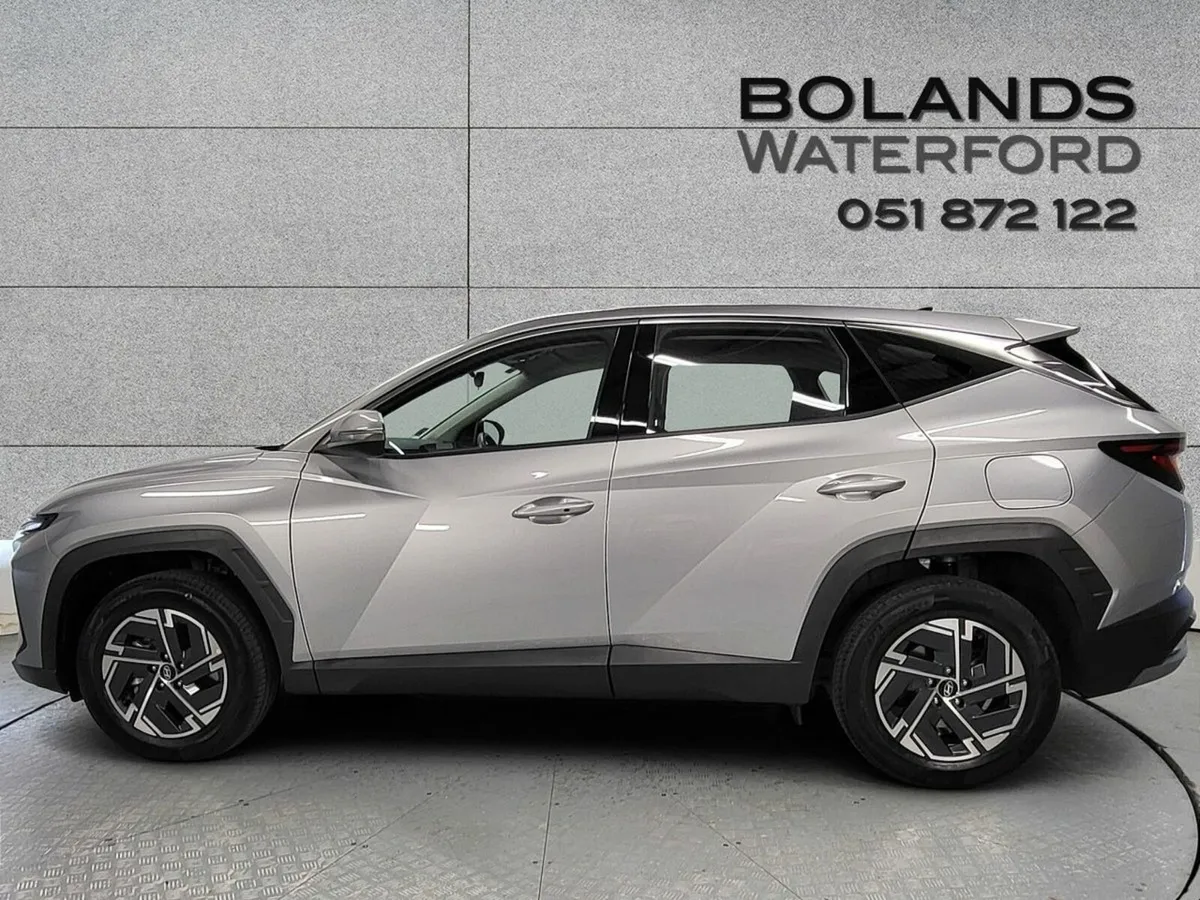 Hyundai Tucson Tucson FL 2WD Comfort Plus PHEV Aut - Image 4