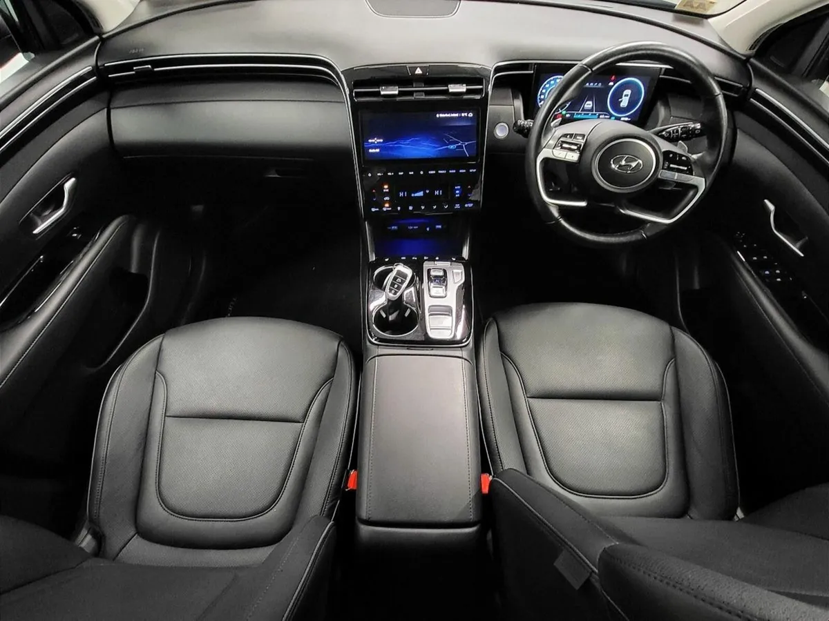 Hyundai Tucson 2WD Executive Plus HEV STG Auto Fro - Image 4