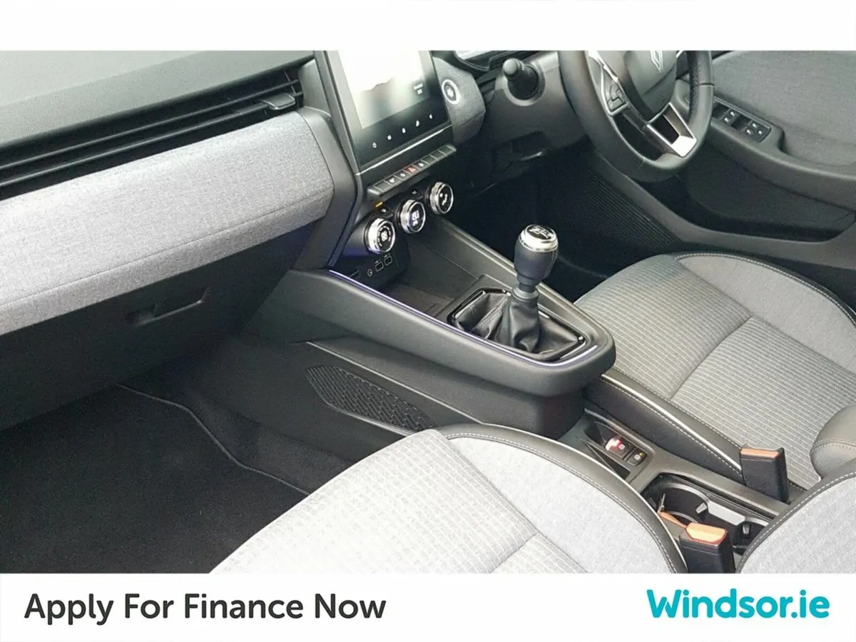 Renault Clio TCe 90 DFull Techno - Image 4