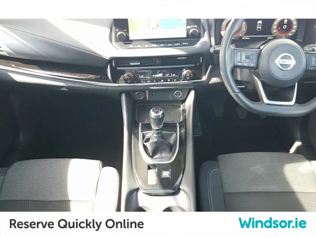 Nissan Qashqai 1.3 PET MILD HYBRID SV PREMIUM - Image 4