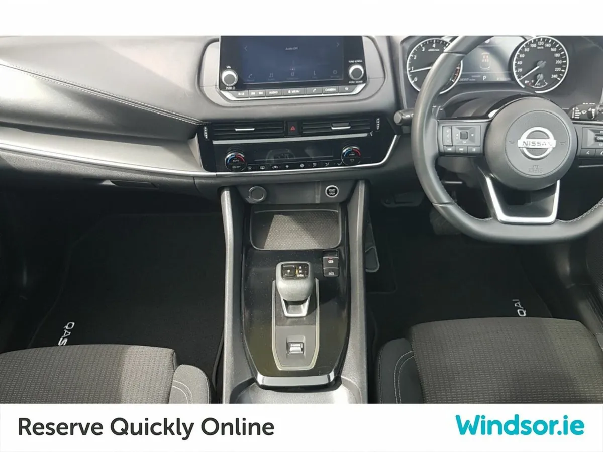 Nissan Qashqai 1.3 PET MILD HYBRID SV CVT - Image 4