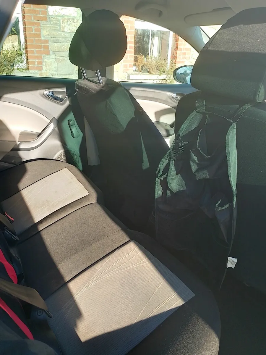 SEAT Ibiza 2013 - Image 4