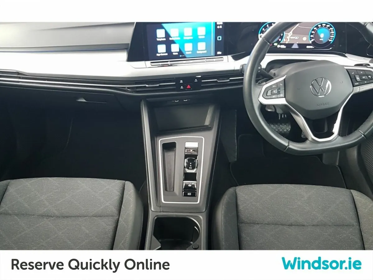 Volkswagen Golf 1.0 TSI 110HP Life Automatic - Image 4