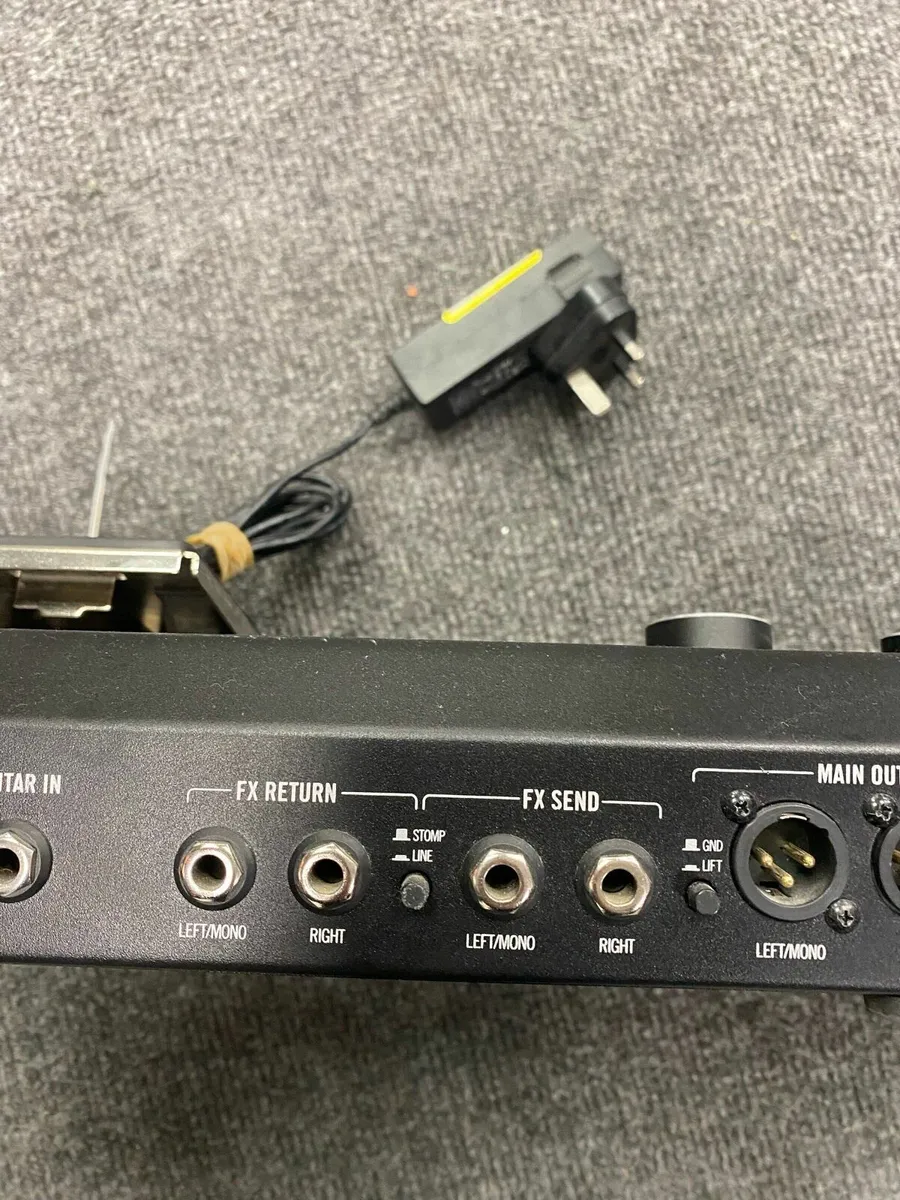 Line 6 Firehawk FX Pedal Board - Image 2