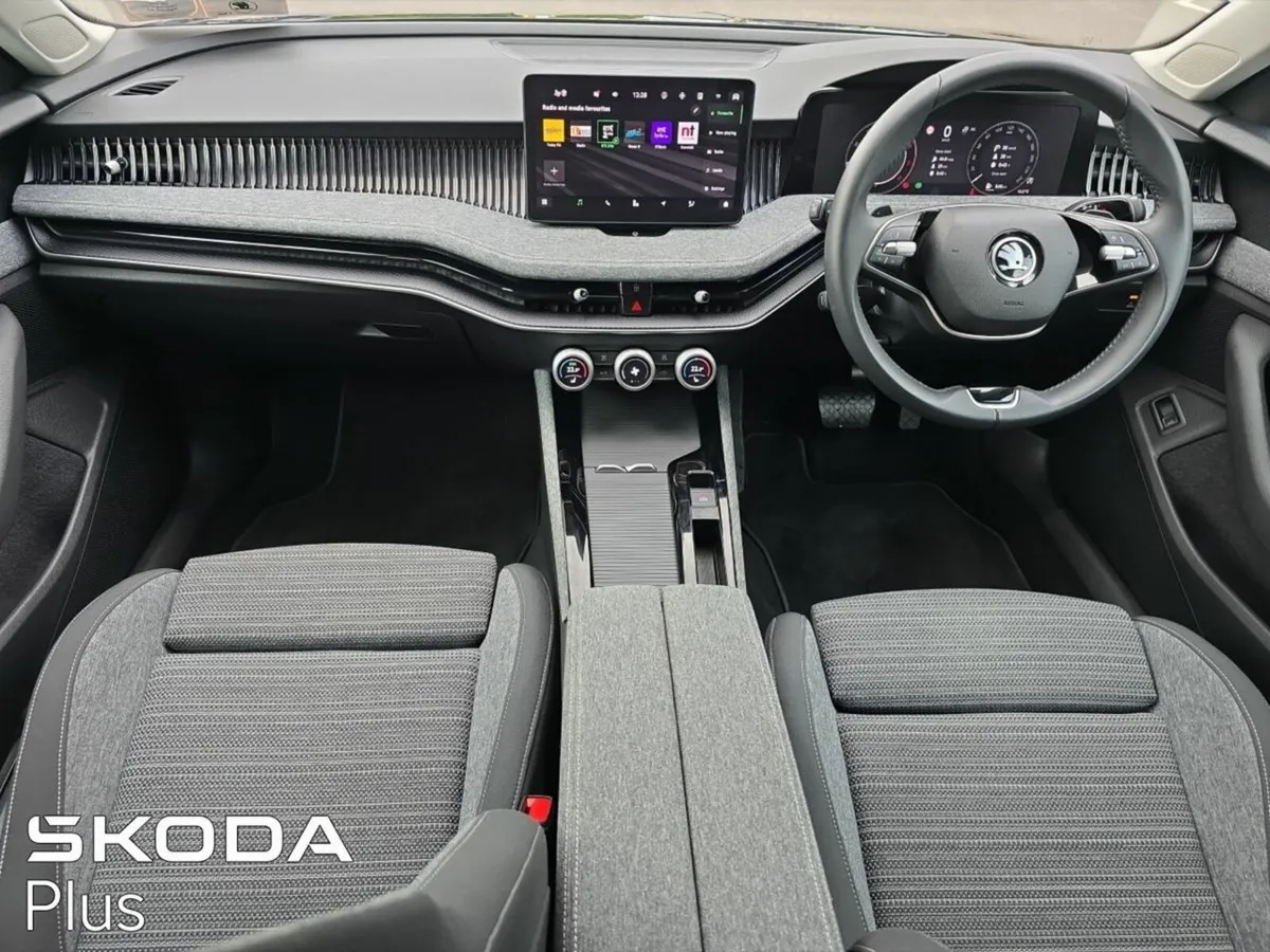 Skoda Superb 2.0 TDI 150BHP DSG SELECTION - Image 2