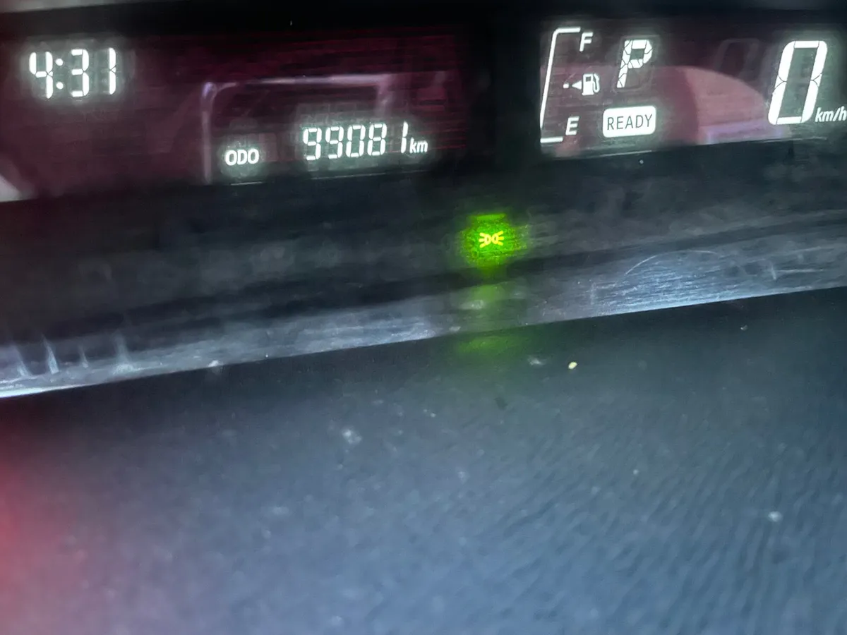 Toyota Aqua 2016 - Image 2