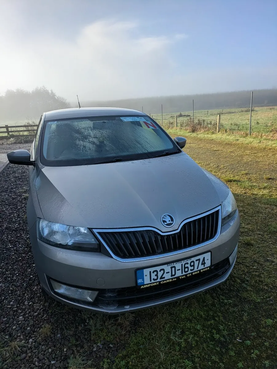 Skoda Rapid 2013 - Image 2