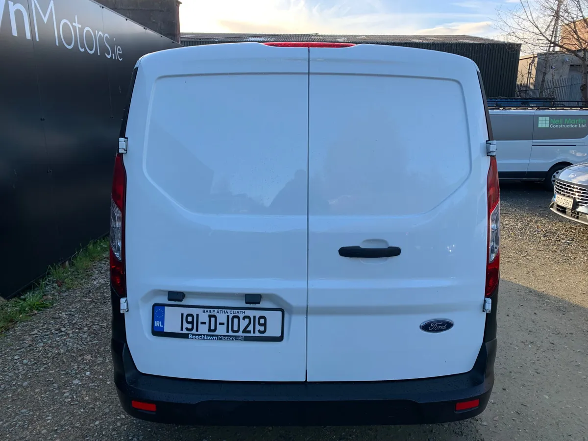 FORD TRANSIT CONNECT 1.5 TDCI LWB 3 SEATER - Image 4