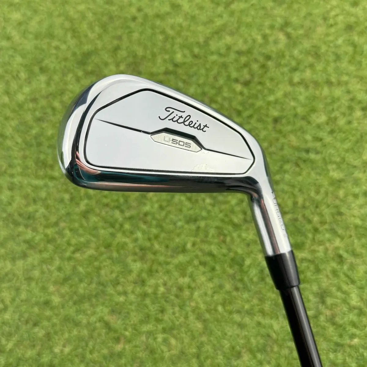Titleist U505 2023 Utility #2 Iron 18° / X-Stiff - Image 2