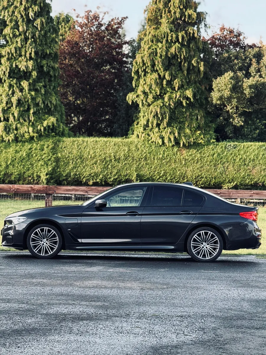 🌟 BMW 530e M Sport 2019🌟 - Image 2