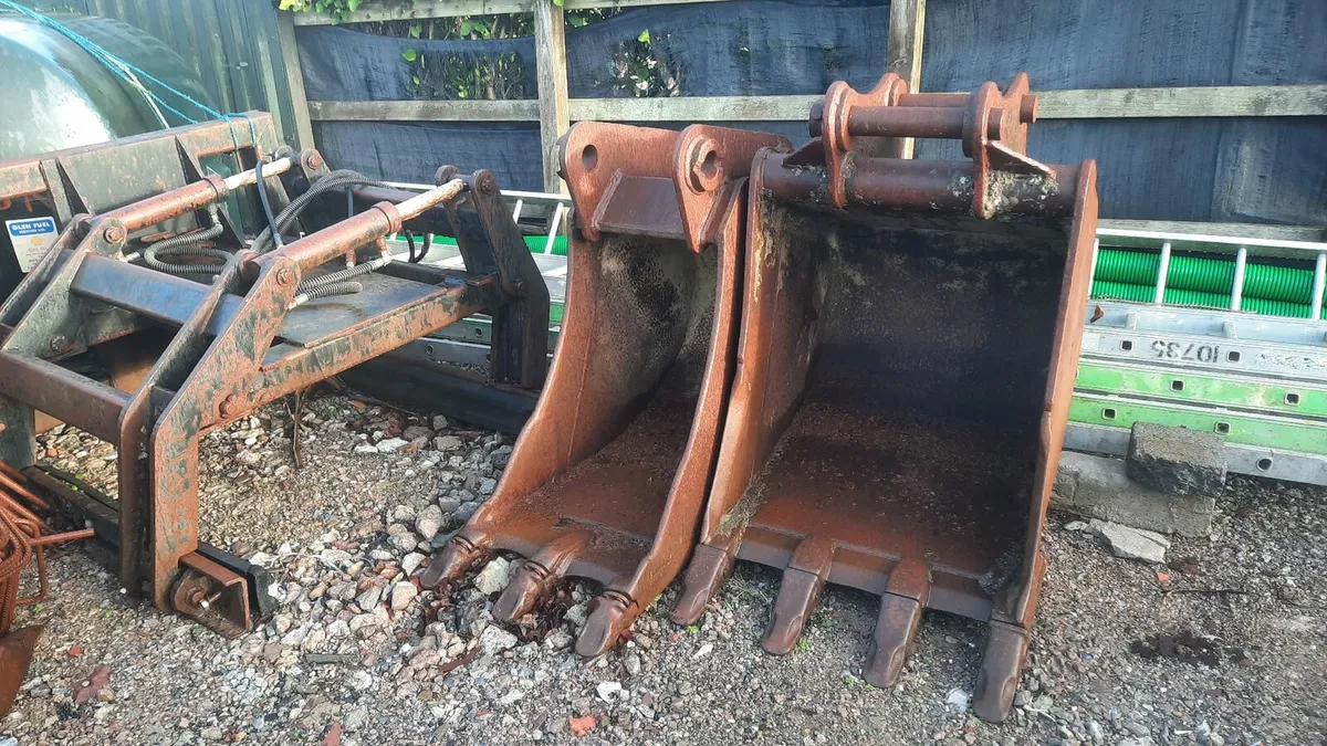 Buckets- wide range - suitable many machines- - Image 4