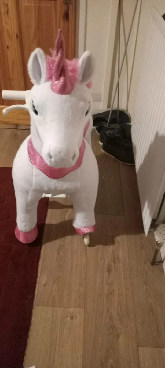 Child's pony cycle - Image 2