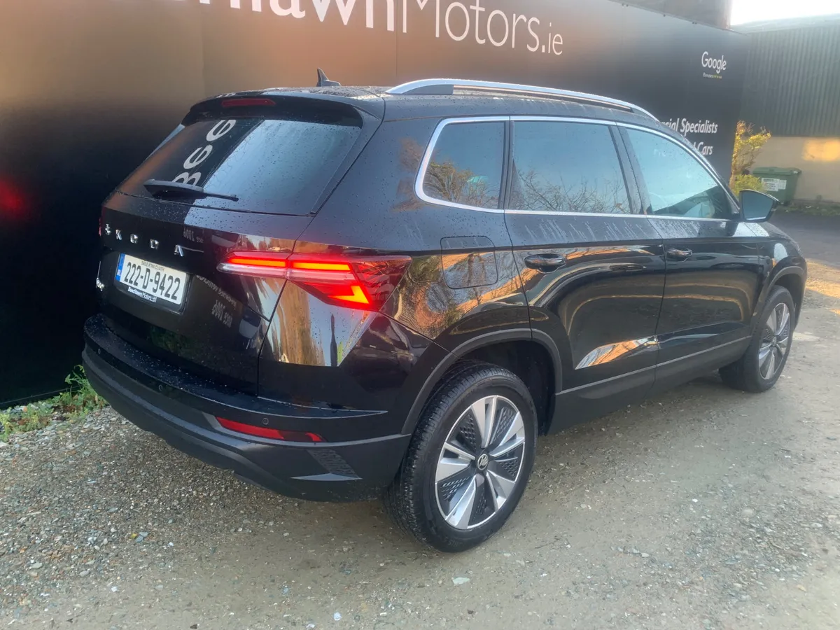 SKODA KAROQ 2.0 TDI 115 BHP AMBITION 5DR - Image 3