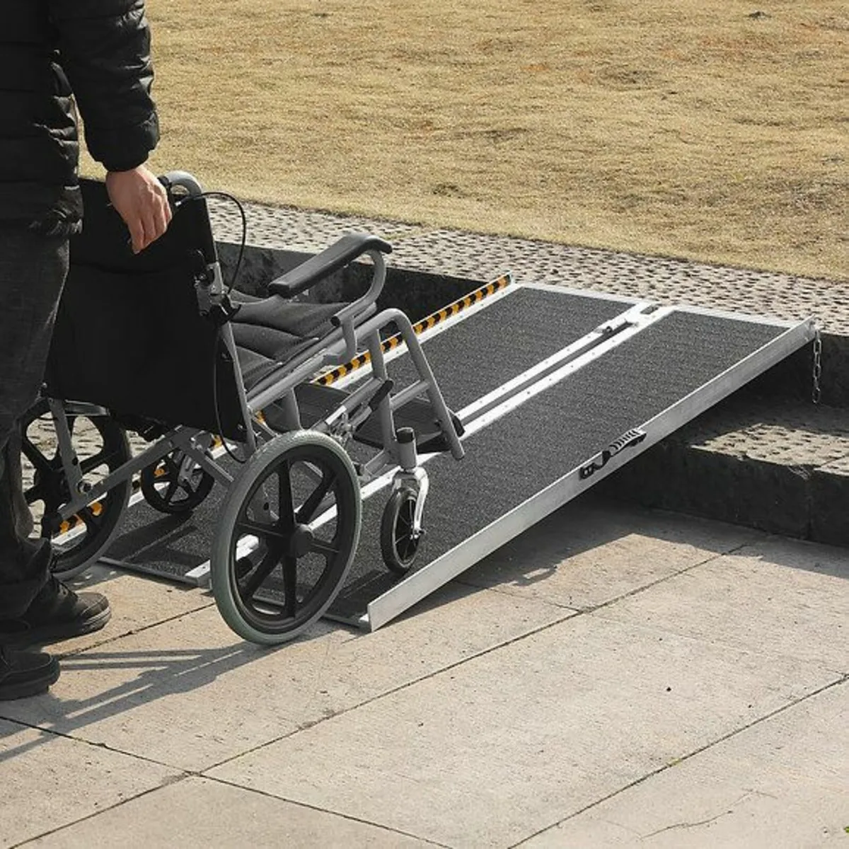 Wheelchair Ramp, 6 ft 800 lbs Capacity, Non-Slip A - Image 1