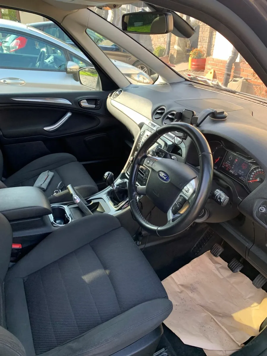 Ford Galaxy 2013 Titanium 2.0 TDCI 163PS - Image 4