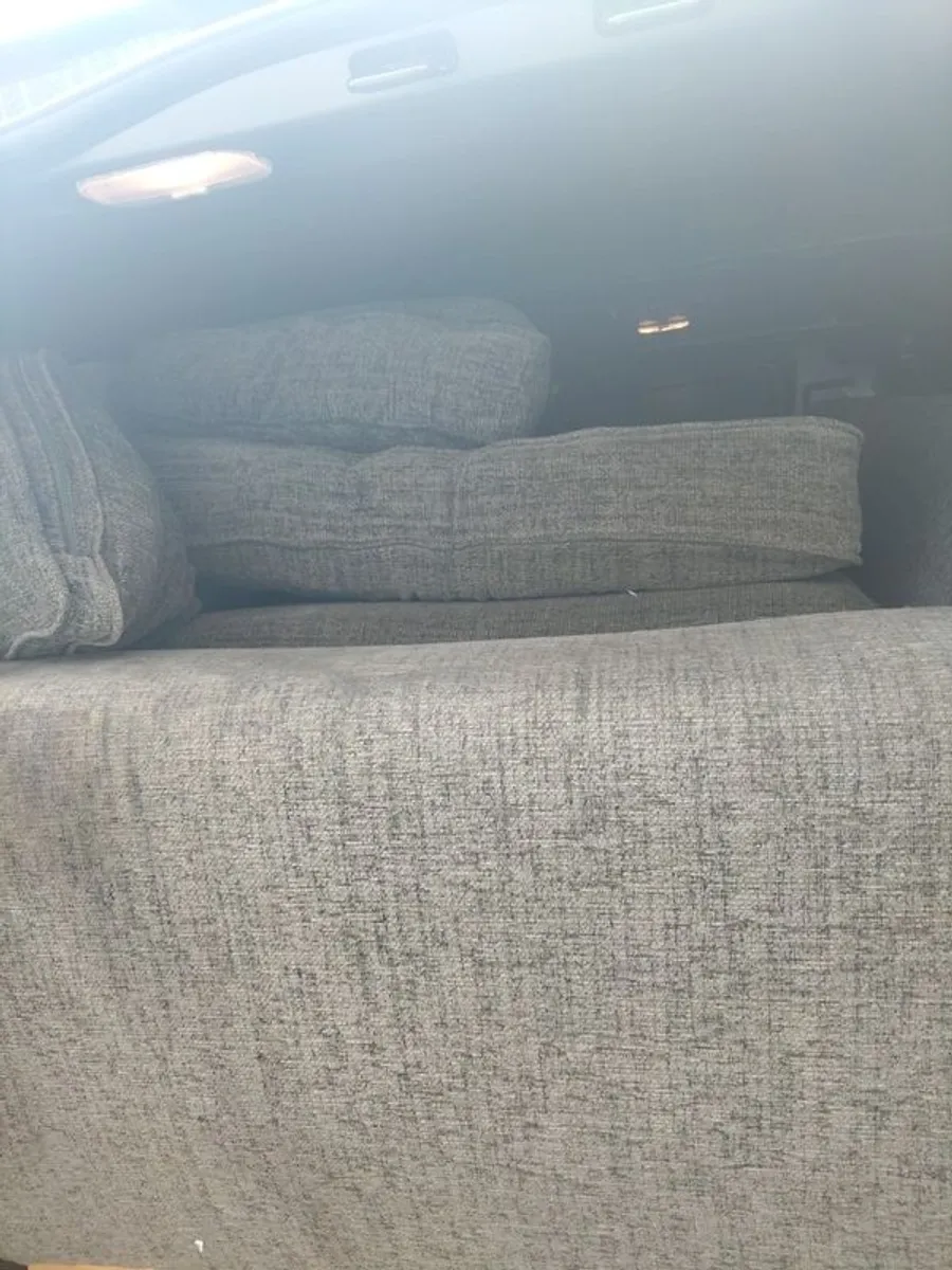 corner sofa. - Image 2