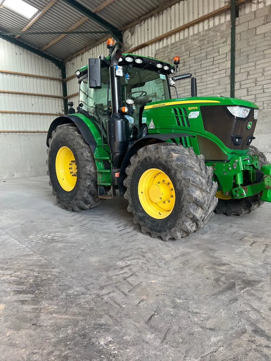 John deere 6215R - Image 1
