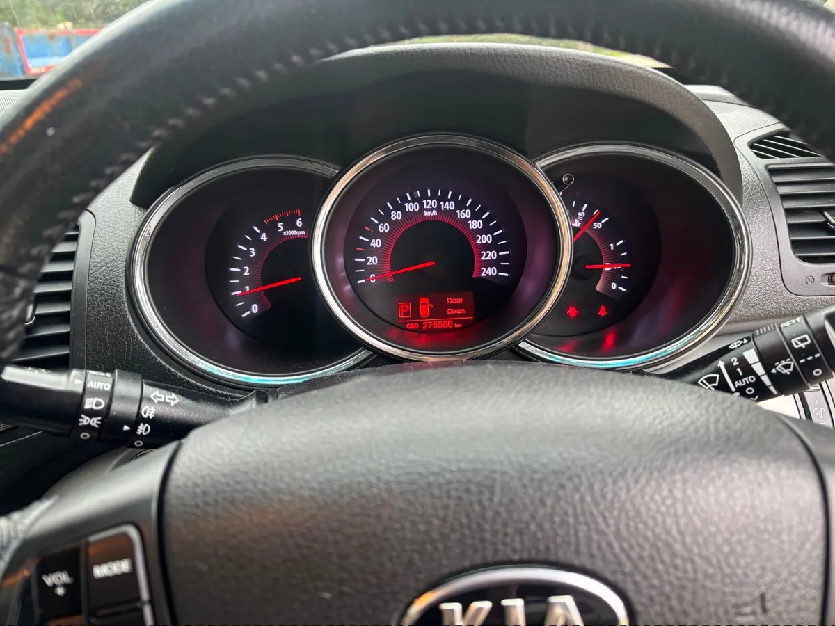 Kia Sorento 2012 - Image 4