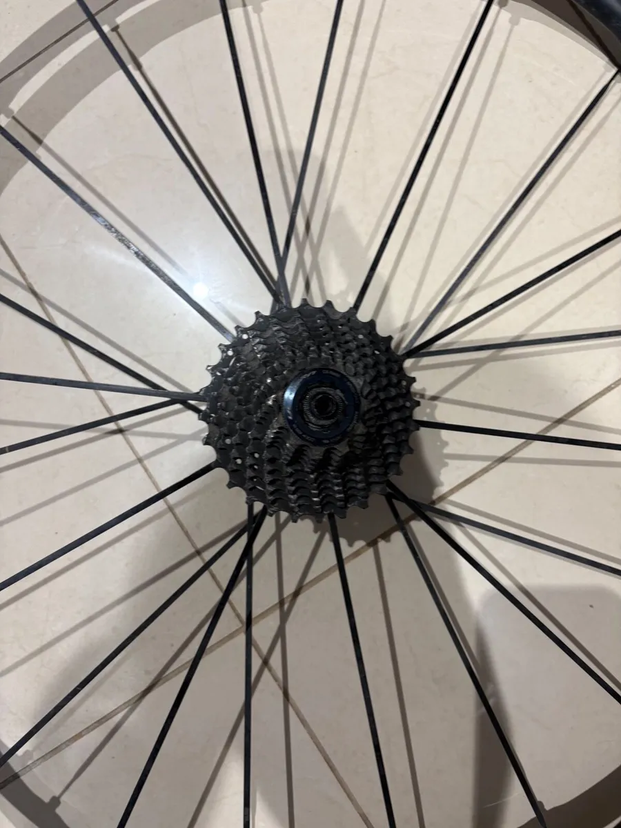 Mavic Road Bike Wheelset - Image 4