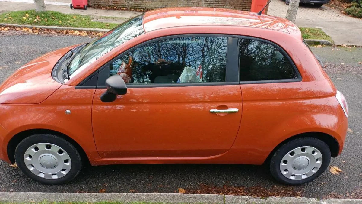 Fiat 500 only 33klms, nct and tax - Image 3