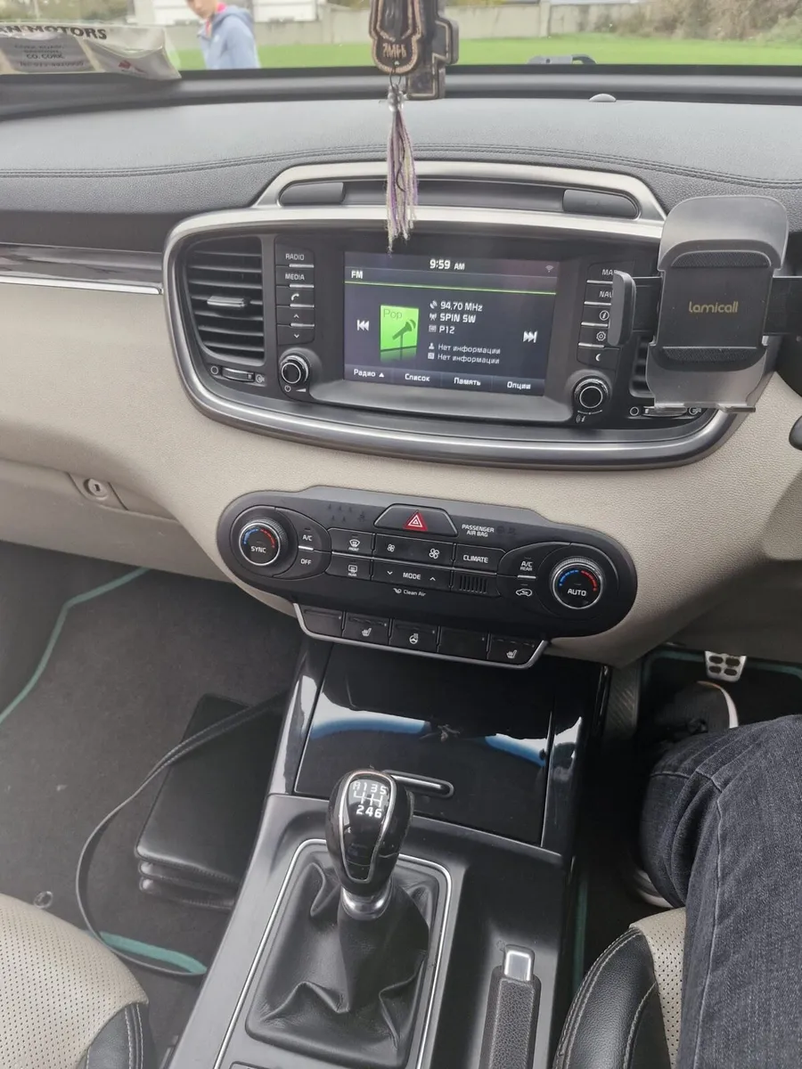 KIA Sorento 2.2 CRDi - Image 3