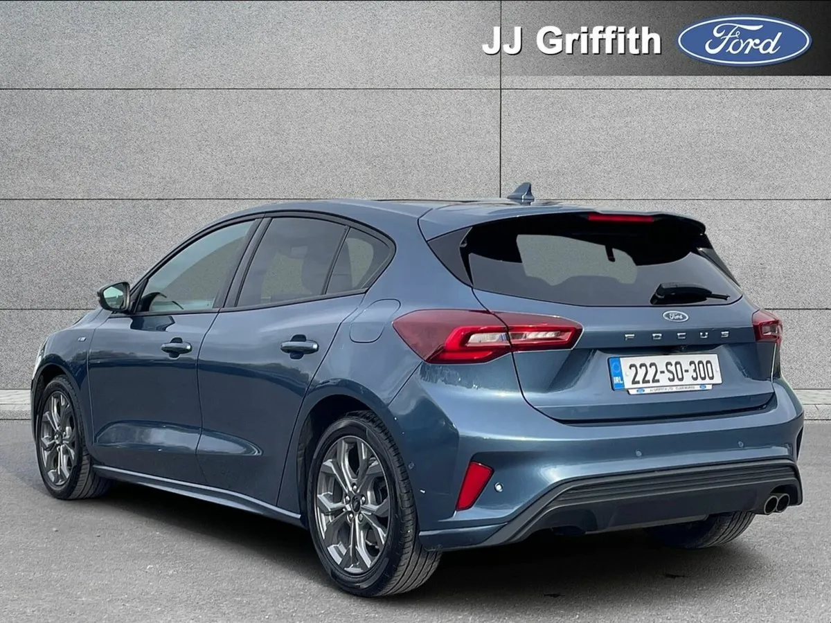 Ford Focus 1.0L EcoBoost 125PS ST-Line Style - Image 2